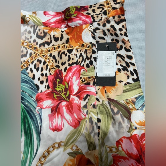 Guess green jungle Dora long satin skirt NWT size medium - Picture 3 of 6